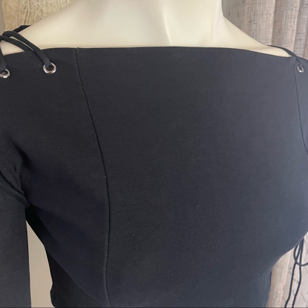 Fashion Nova cropped long sleeve boat neck lace-up shoulder top - Picture 6 of 11